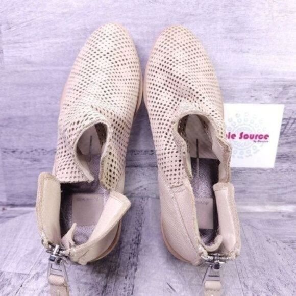 Dolce Vita Tommie Diamond Perforated Leather Ankle Boot Tan Women's sz 8 - Picture 6 of 8